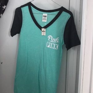 Band new Pink shirt XS